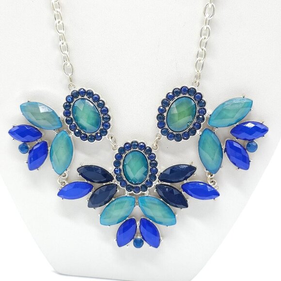 Blue Green Acrylic Statement Flower Necklace With Silver Chain Lobster Clasp - Picture 2 of 8